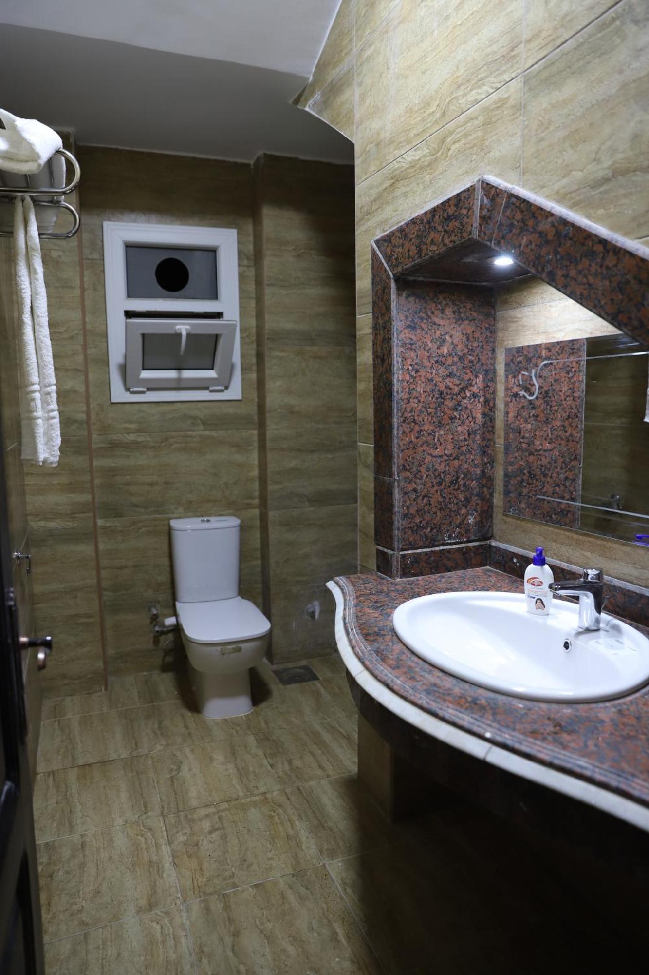King Khufu Pyramids View Hotel Kafret el-Gabal Dış mekan fotoğraf